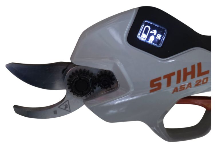 Apertura stretta cesoia (forbici) potatuta a batteria ASA 20 Stihl. | Acquista su ferramentabeniamino.it